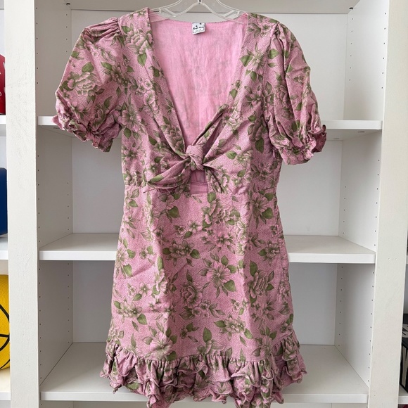 VERGE GIRL Pink Floral Ruffle Front Tie Dress - Picture 4 of 8